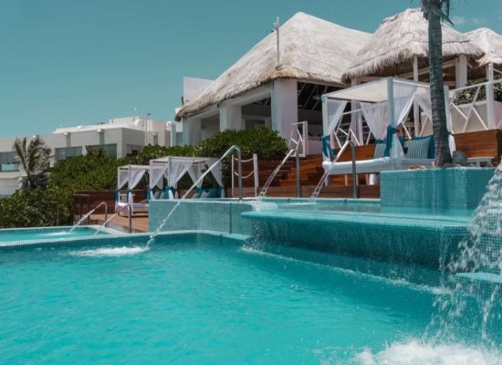 GRAND OASIS 8